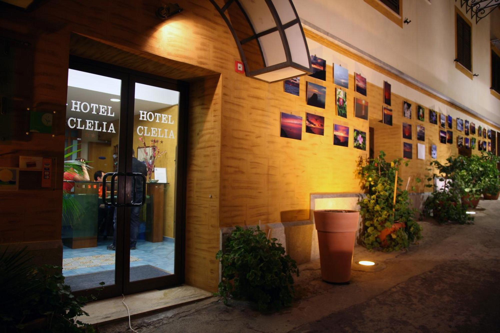 Hotel Clelia Isola di Ustica Exterior photo