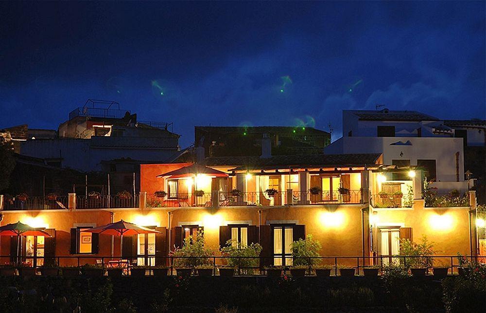 Hotel Clelia Isola di Ustica Exterior photo